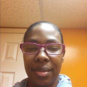 Meet your Posher, Renee